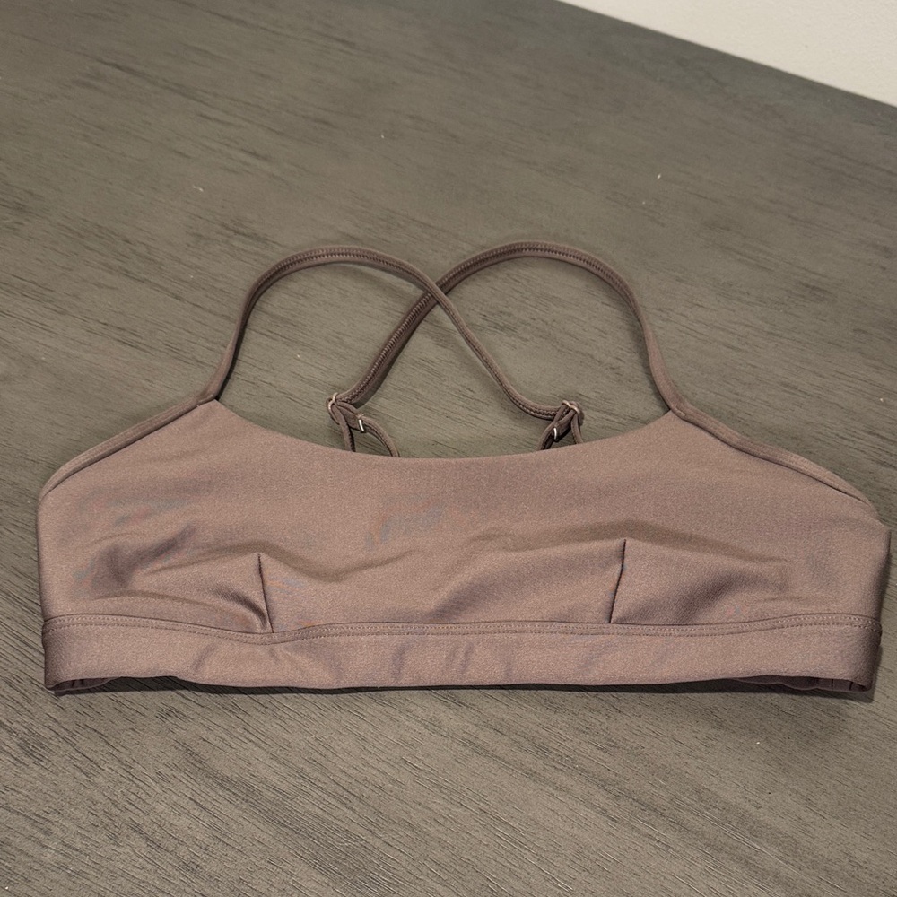 ALO Yoga Airlift Intrigue Bra Brown
